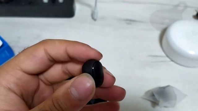 Распаковка Xiaomi Redmi AirDots ч.1 смотреть онлайн