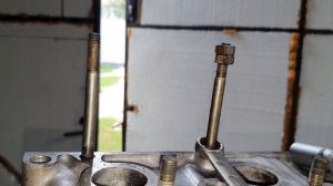 Как выкрутить шпильку двумя гайками