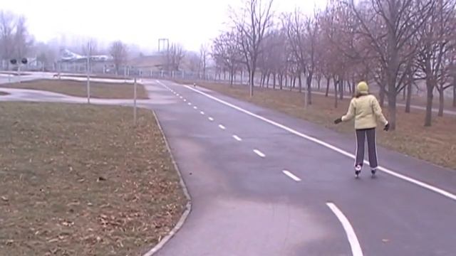 Роликовые коньки. Весенние развлечения! Меняем фигурные коньки на роликовые. смотреть онлайн
