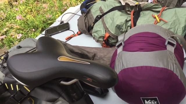 Apidura Saddle Pack 17.5L Review (9000km) смотреть онлайн
