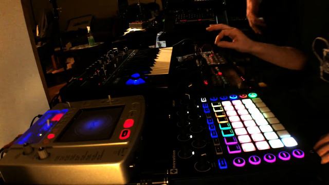 Live Jam - April 12 2019 смотреть онлайн