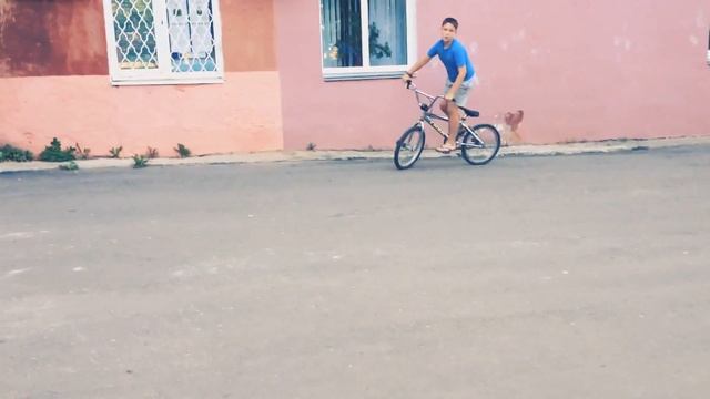 Катаем BMX и Duke 202 смотреть онлайн
