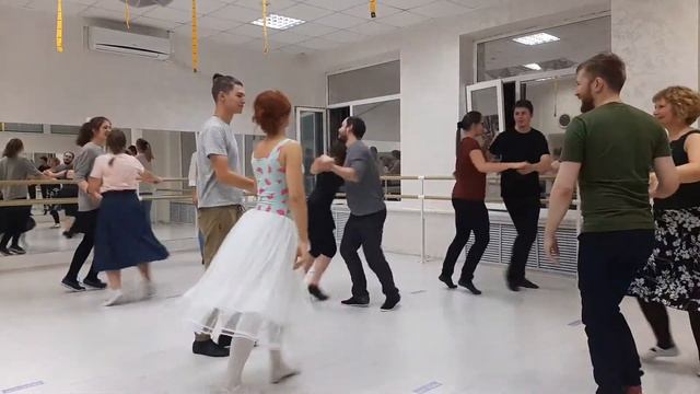 Круговая кадриль, 1, 2 фигуры смотреть онлайн