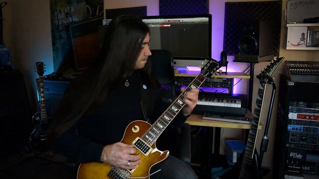 ARE THESE THE BEST GUITAR STRINGS EVER?! 😱😱 | D'ADDARIO XS смотреть онлайн