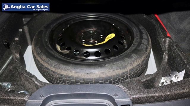 VOLVO V50 SE LUX DIESEL AUTO. смотреть онлайн