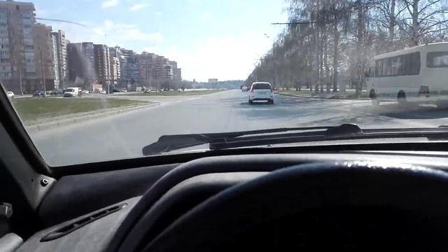 Как определить какой подшипник ступицы шумит, левый или правый.