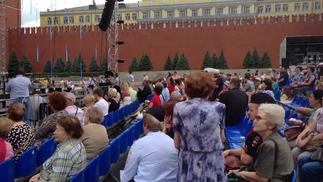 Книжная ярмарка на Красной площади смотреть онлайн