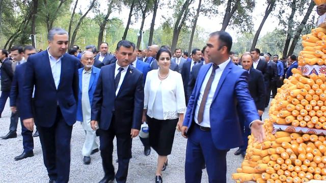 Чашни Мехргон дар Турсунзода бо мехмонии намояндагони Чумхурии Узбекистон смотреть онлайн