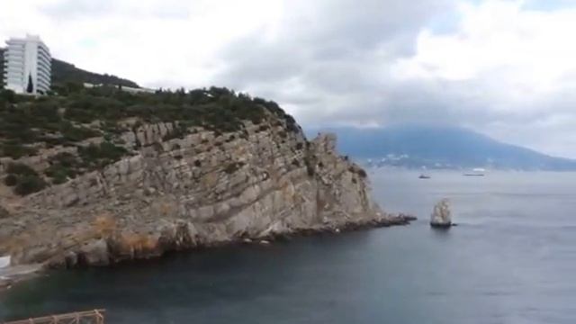вид на Ялту с Ласточкиного гнезда