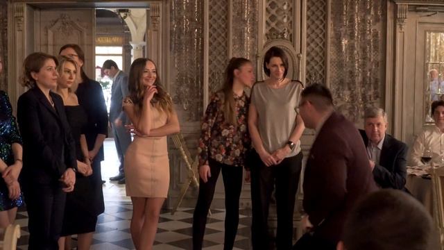 ведущий Дмитрий Ушаков