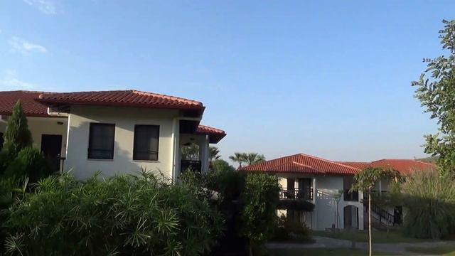 TUI BLUE Sarigerme Park Dalyan Fethiye - Weg zum Frühstück Gartenanlage смотреть онлайн