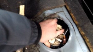 Ремонт топливной системы Peugeot 406 | Замена топливного насоса в баке