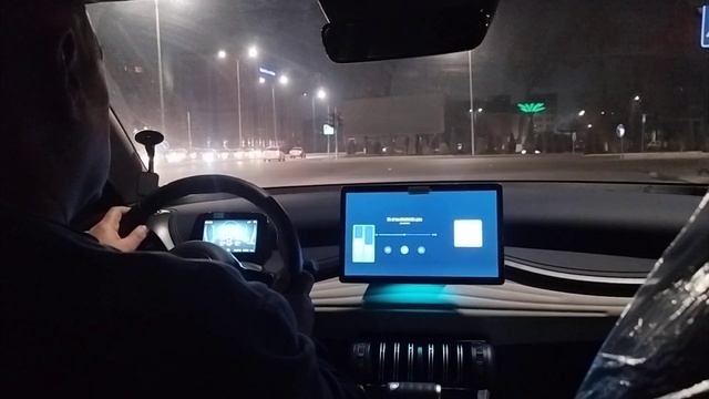 Бизнес такси в Ташкенте на электромобиле BYD!!!! смотреть онлайн