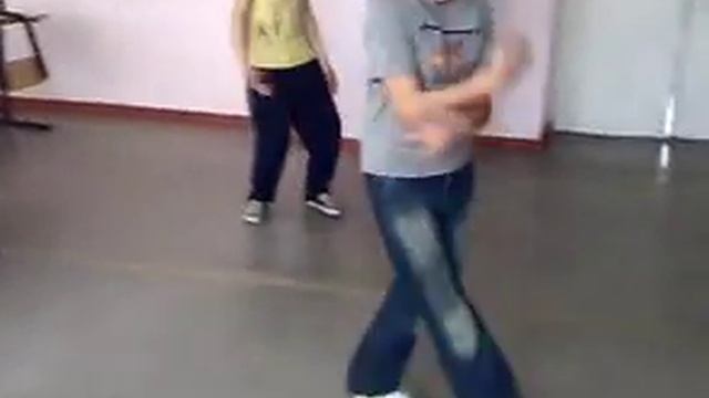 Хип-хоп подростки .mp4 смотреть онлайн