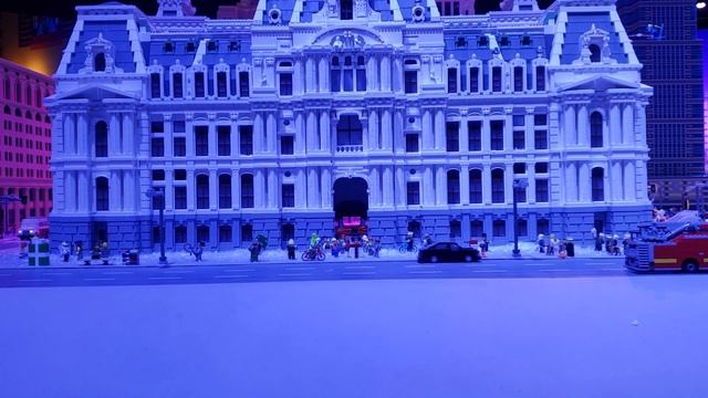 Филадельфия из конструктора LEGO смотреть онлайн