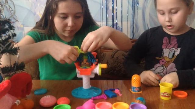 Развивающее видео для детей. Парикмахерская плей до .Сумашедшие прически смотреть онлайн