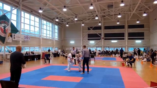 Первенство Калининграда . Ангелина 10-11лет до 35кг смотреть онлайн