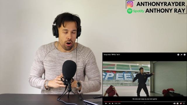 RAPPER FIRST REACTION TO STRAY KIDS GOD'S MENU - COOKING LIKE A CHEF, I'M A 5 STAR MICHELIN смотреть онлайн