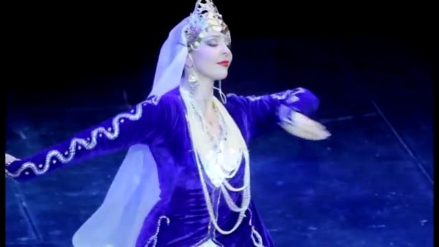 Узбекский национальный классический танец "Муножат" смотреть онлайн