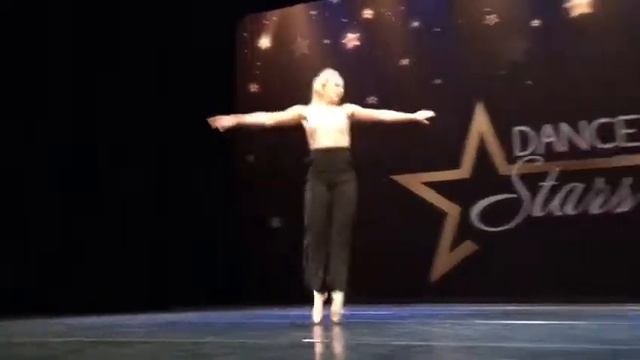 Wedstrijd solo modern van Dance Stars. Sophie van der Heide van WDC. смотреть онлайн