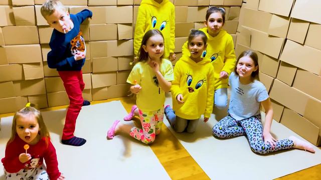 🤩 Acasa la Sofia Show & Like Sara Family, împreună cu Mara Ștefania și Alexunea TV 💥 смотреть онлайн