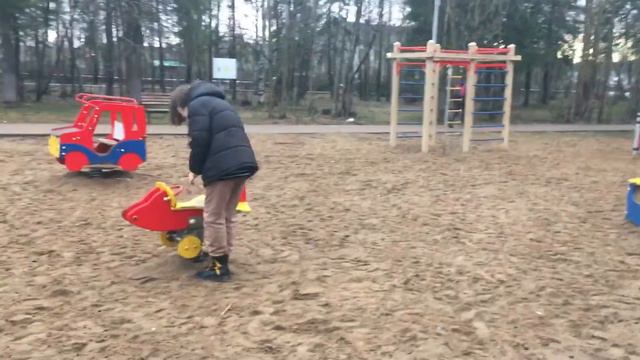 Прогулка в парке В.Дубинина Печора смотреть онлайн