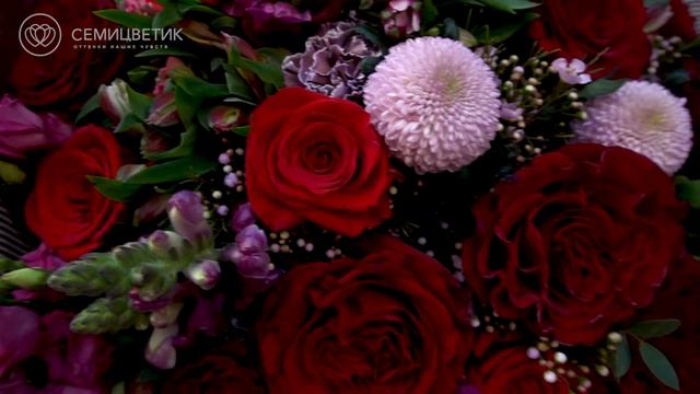 Большой авторский букет из Роз и орхидей смотреть онлайн