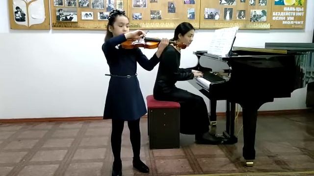 Самсалиева Инжу, 8 лет. Казахская народная песня "Турымтай", в обработке А.Затаевича и Г.Озенбаевой смотреть онлайн