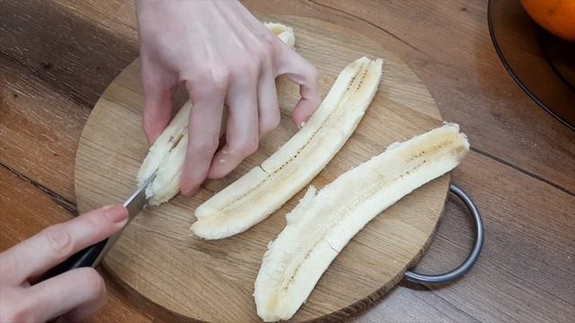 Пирог на сковороде! Беру бананы и заливаю их тестом! Готовлю пирог на сковороде! Пирог за 10 минут! смотреть онлайн