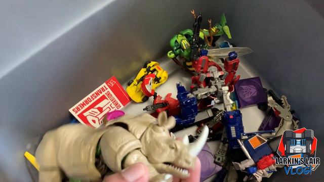 "Long Lost" Bin of #Transformers Found! смотреть онлайн
