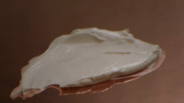 Jennifer Lopez Promoting JLo Beauty Body Lotion смотреть онлайн