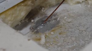 Замена капиллярной трубки, впаивание капиллярной трубки в канал испарителя.