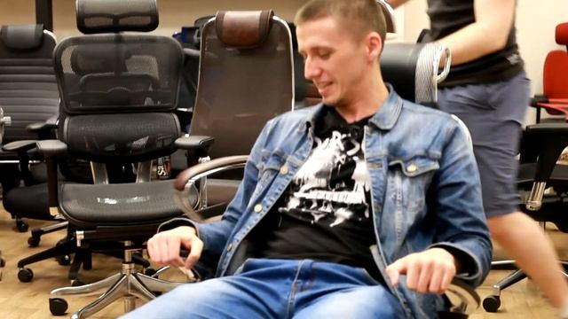 Какое Игровое Кресло Выбрать И Купить. ЧАСТЬ 1 смотреть онлайн