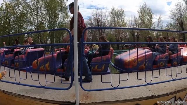 Луганск, Парк 1 Мая - МЕДВЕДЬ и МАША УЖЕ НЕ ТЕ :) 1 Мая 2021 Не выкладывал смотреть онлайн