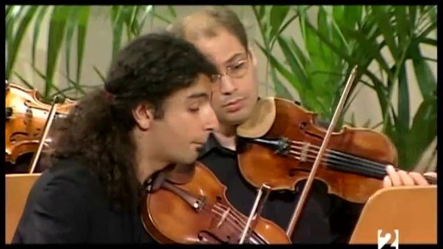 Ara Malikian, Dragos Balan, Juan Pérez de Albéniz & NPMCO. Violoncelles, Vibrez! смотреть онлайн