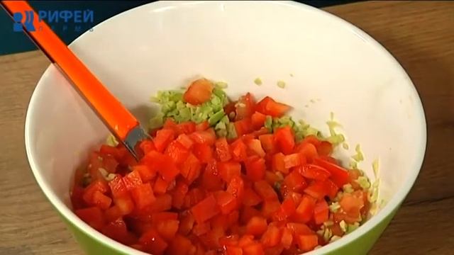 Что Есть. Паста с гуакомоле и песто