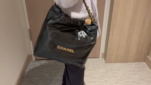 Chanel 22 Bag Unboxing | My Chanel Experience In Berlin  🖤