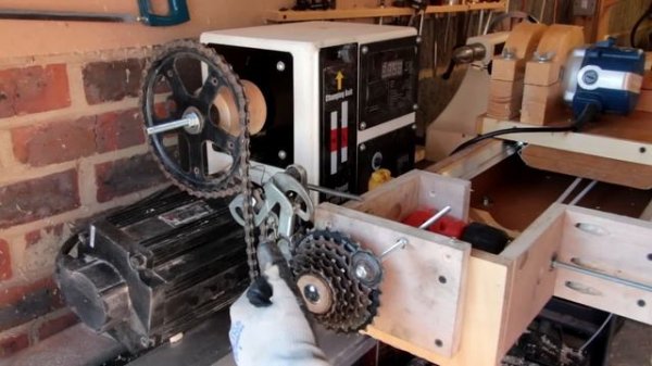 Homemade Router Spiral Cutting Jig: How It's Built