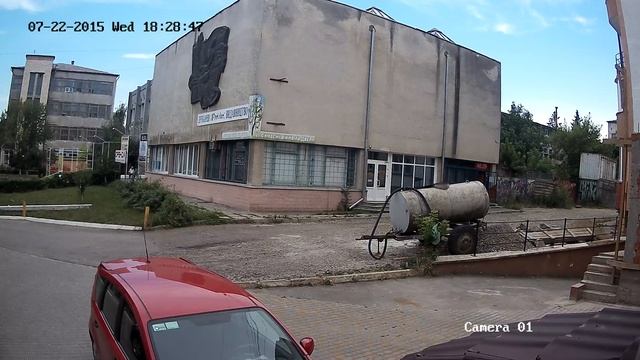 HIKVISION DS 2CD2042WD I 4mm OUTDOOR DAY смотреть онлайн