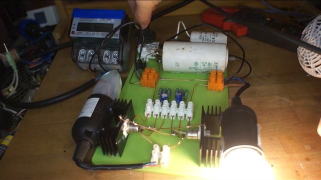 Шинковка синуса на тиристорах. Универсальное автоматическое сберегающее устройство. Патент RU245197 смотреть онлайн