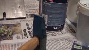 Эксперимент замешивания молотковой краски с эпоксидной смолой