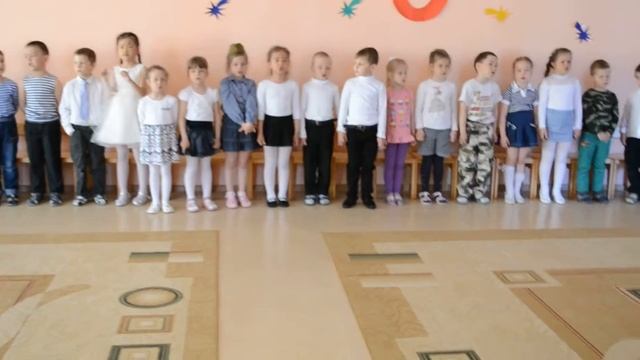 Идут ветераны, сверкают ордена...