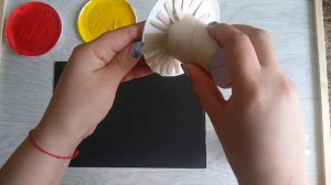 Салют в нетрадиционной технике рисования (картонными втулками)