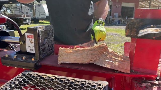 We Just Entered the Firewood Business - Wolfe Ridge 28 Pro Log Splitter смотреть онлайн