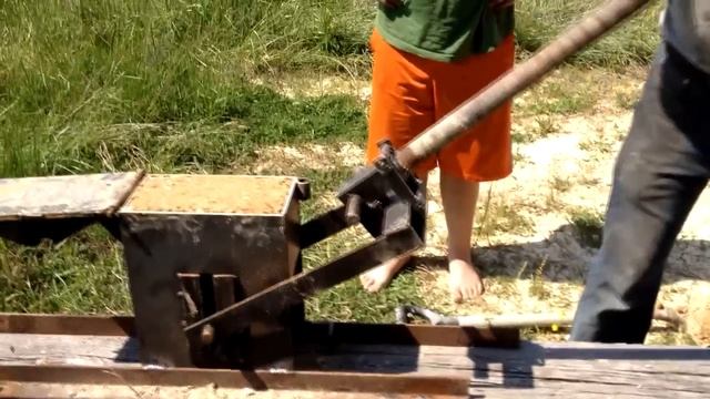 Compressed Earth Block Testing at The Baleyreeshire смотреть онлайн