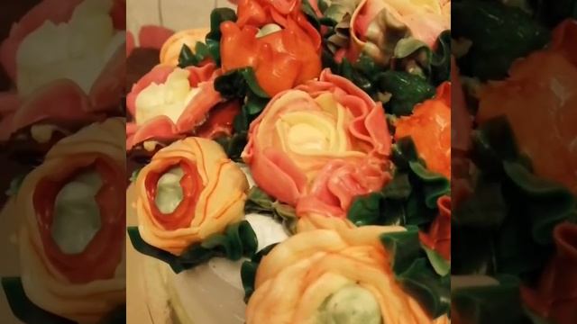 Видео готового торта с розами смотреть онлайн