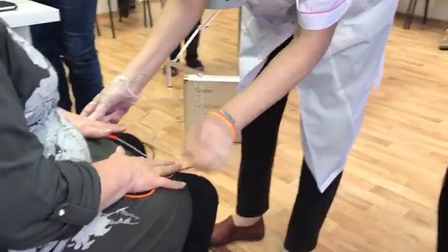 Самомассаж Плечевой зоны Накладками БЭМFohow Доктор ЦзыПин Москва 2019