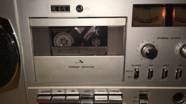 МАГНИТОФОН ИЖ 303. "КРЫЛАТЫЕ КАЧЕЛИ". смотреть онлайн