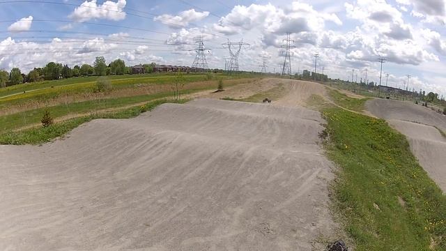 Extreme RC bashing with 11 uncut 65+ft jumps in full HD (1st bashing of 2014) смотреть онлайн