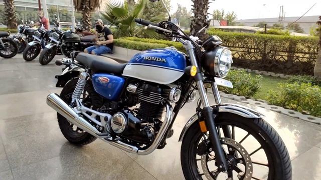 Honda Highness Cb350 DLX Pro Model All Colours || Onroad Price + Exhaust Sound !! смотреть онлайн